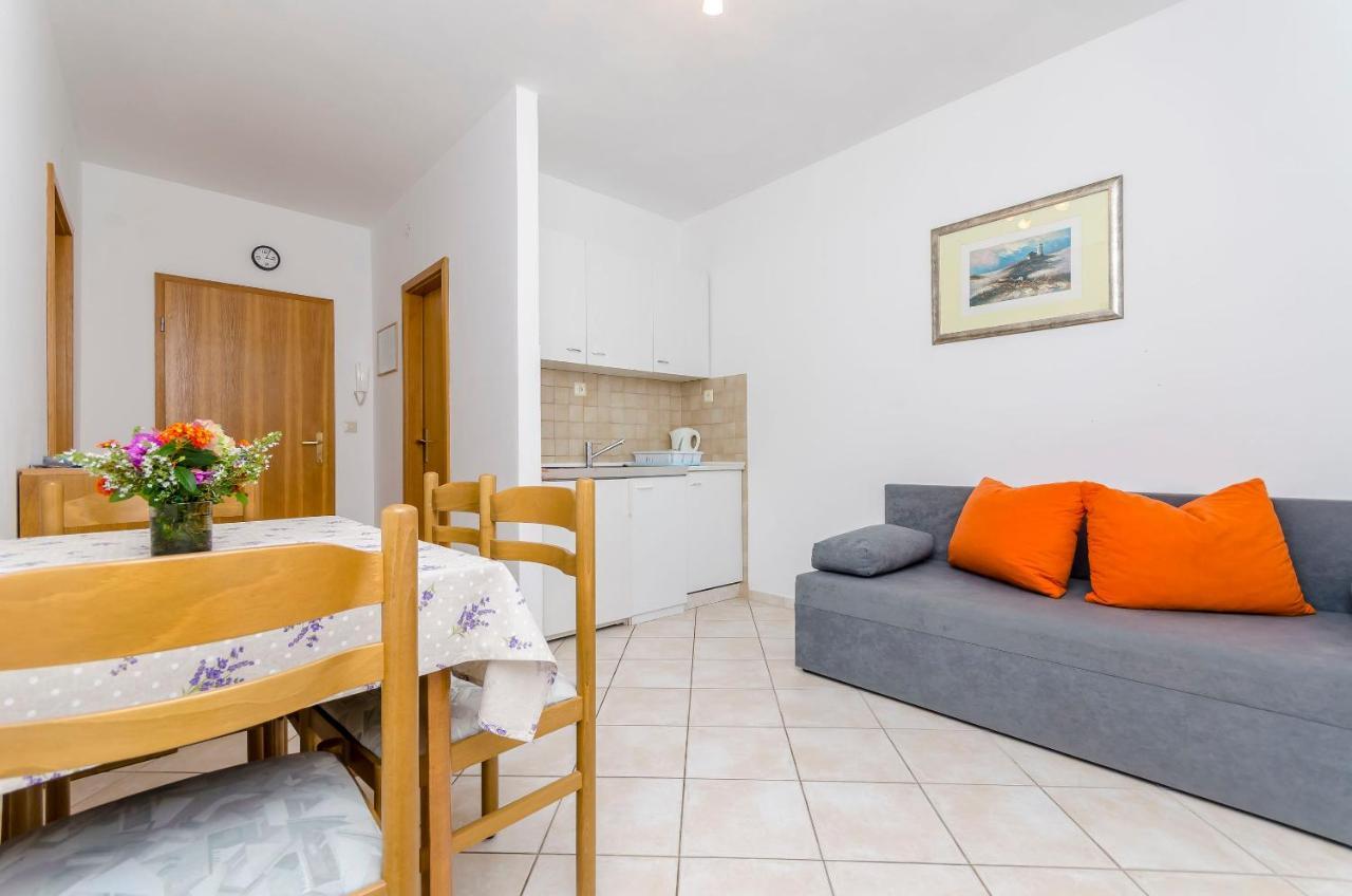 Apartments Mate Трогир Экстерьер фото