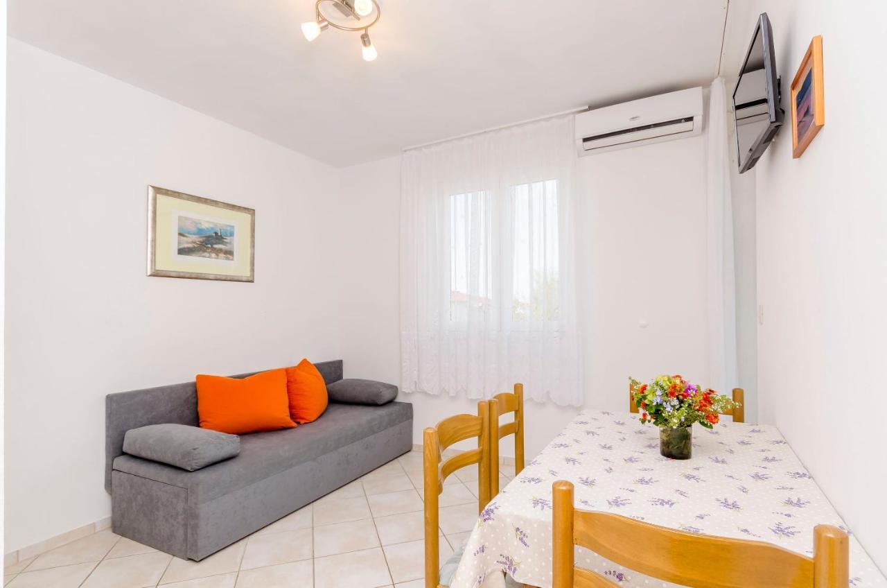 Apartments Mate Трогир Экстерьер фото