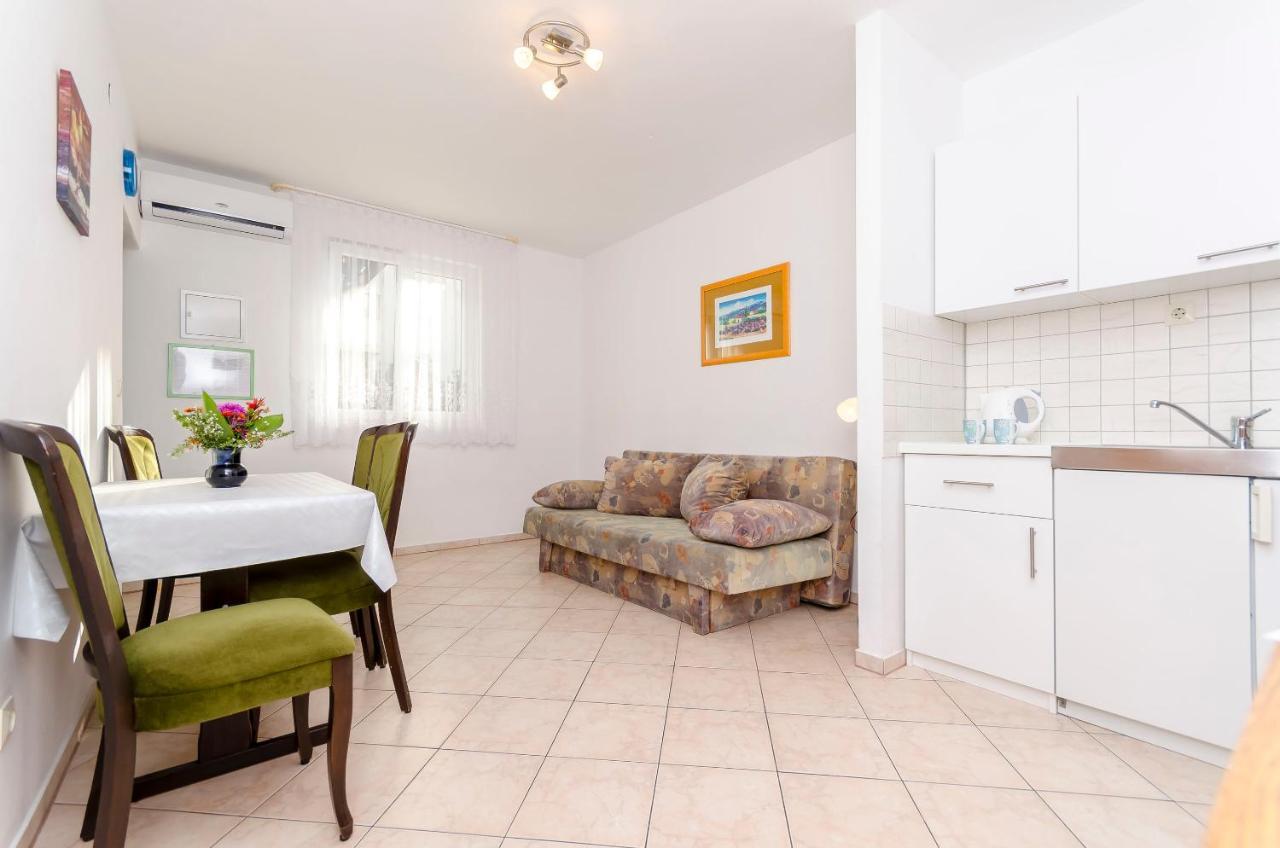 Apartments Mate Трогир Экстерьер фото