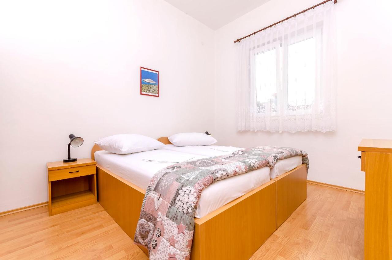 Apartments Mate Трогир Экстерьер фото