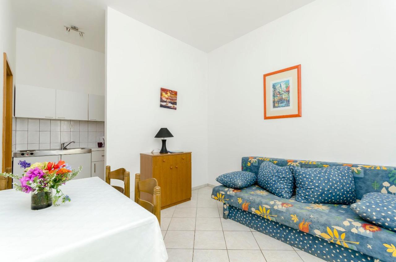 Apartments Mate Трогир Экстерьер фото
