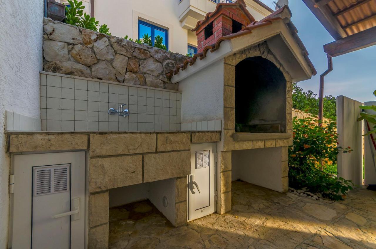 Apartments Mate Трогир Экстерьер фото