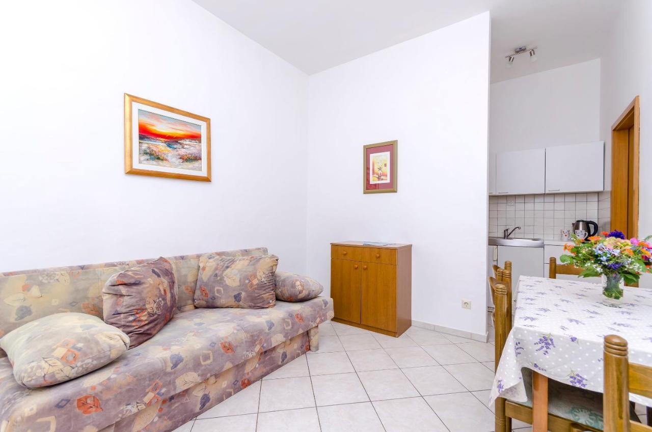 Apartments Mate Трогир Экстерьер фото