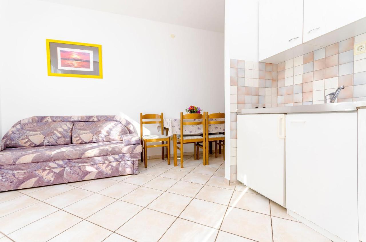 Apartments Mate Трогир Экстерьер фото