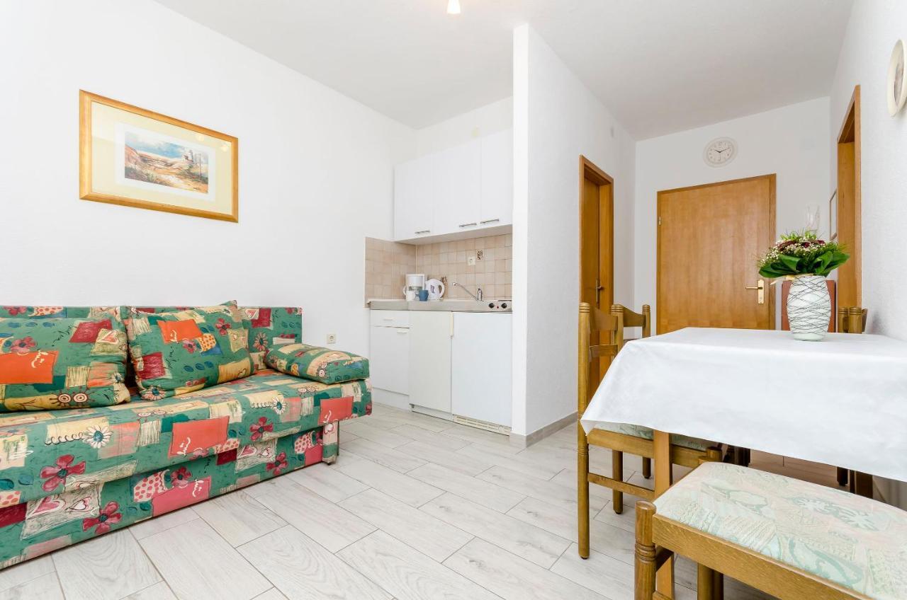Apartments Mate Трогир Экстерьер фото